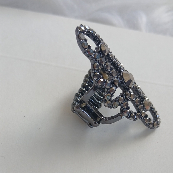 Paparazzi Metallic Black Statement Ring - Picture 2 of 10